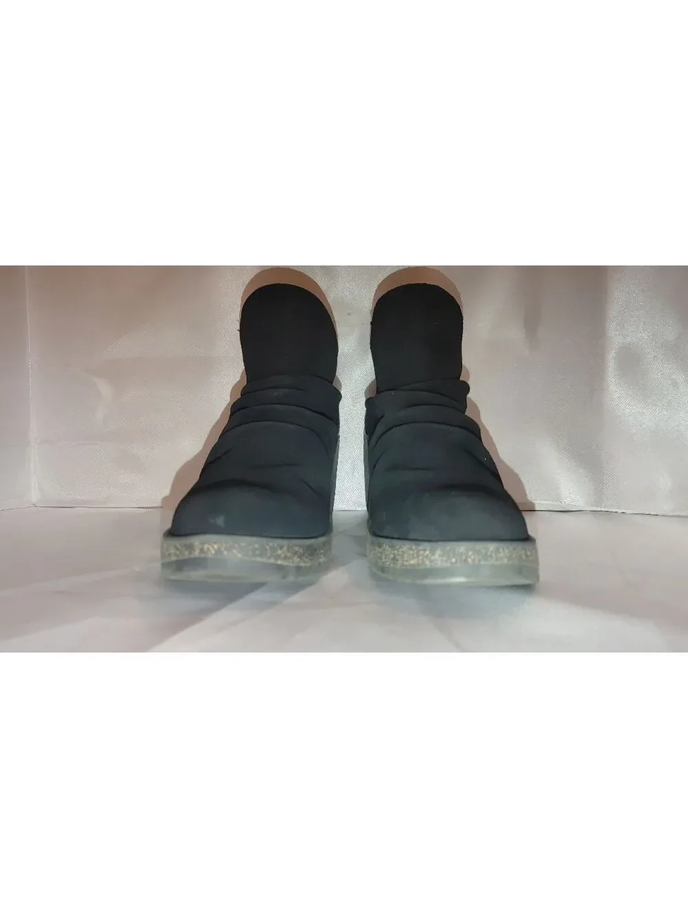 Aetrex Kara Suede Wedge Ankle Boot Size 7